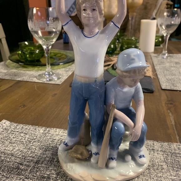 Paul Sebastian Other - Paul Sebastian "Home Run" fine porcelain figurine